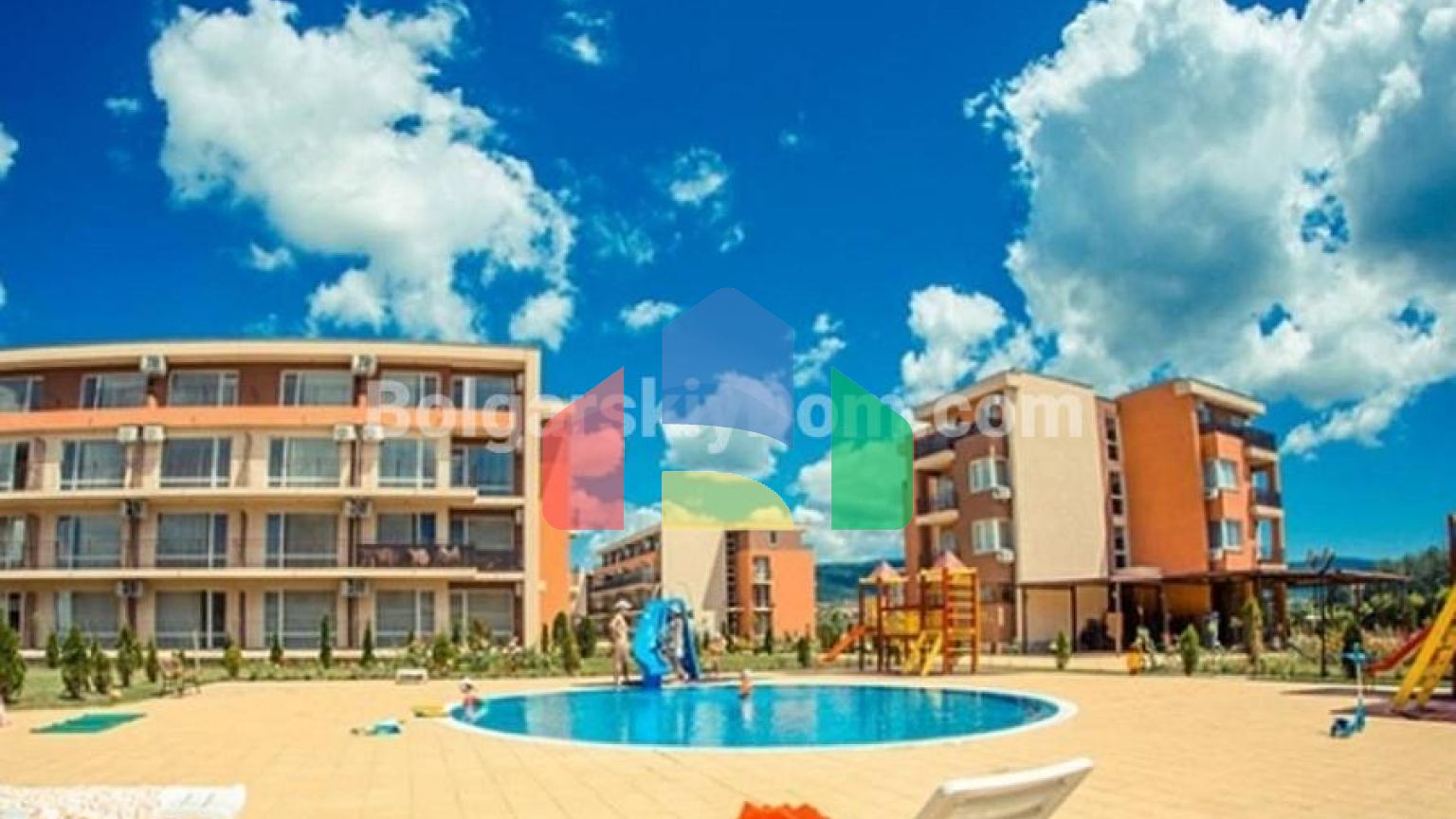 Трикімнатна квартира в Холідй Форт