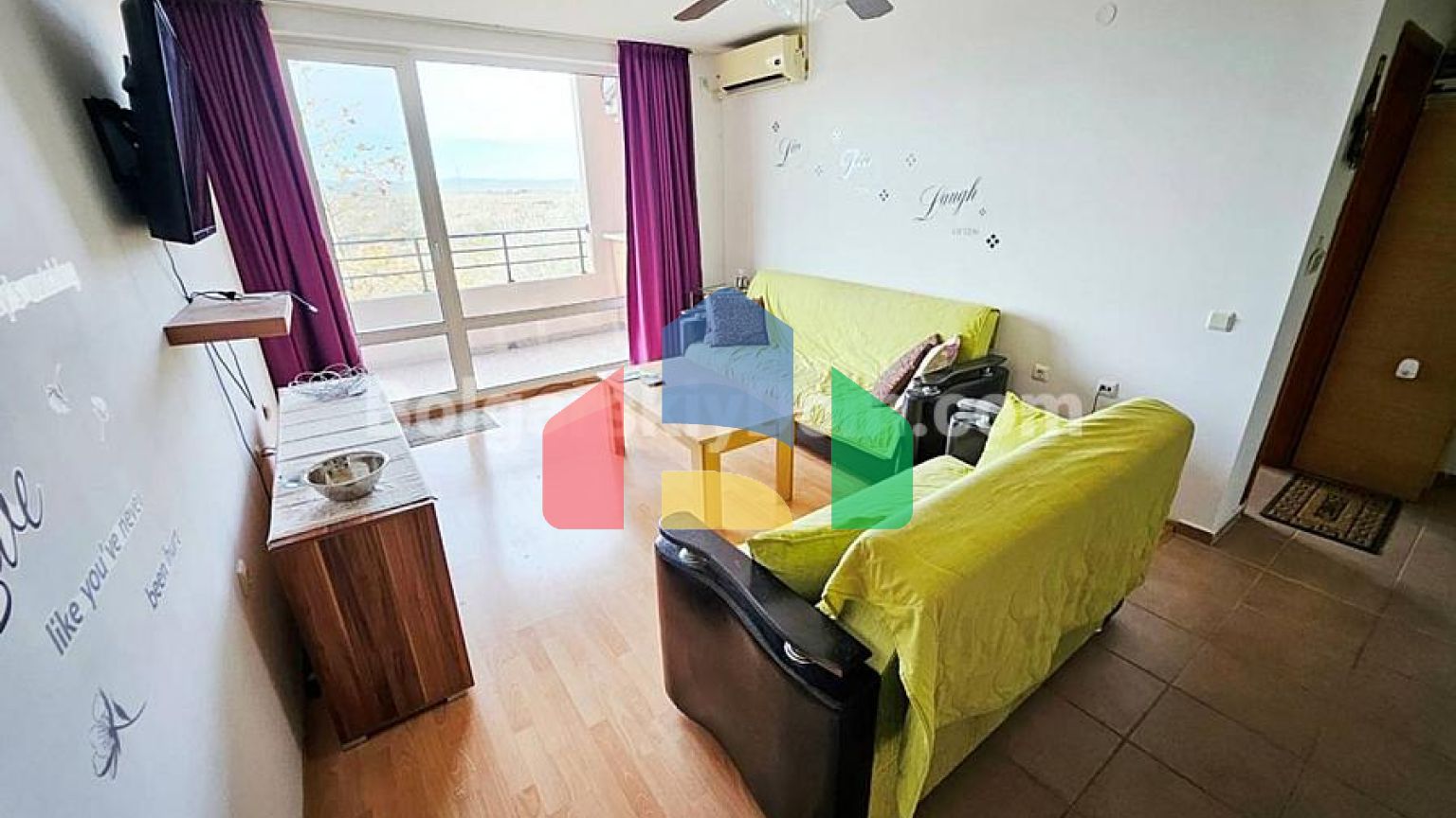 Трикімнатна квартира в Холідй Форт