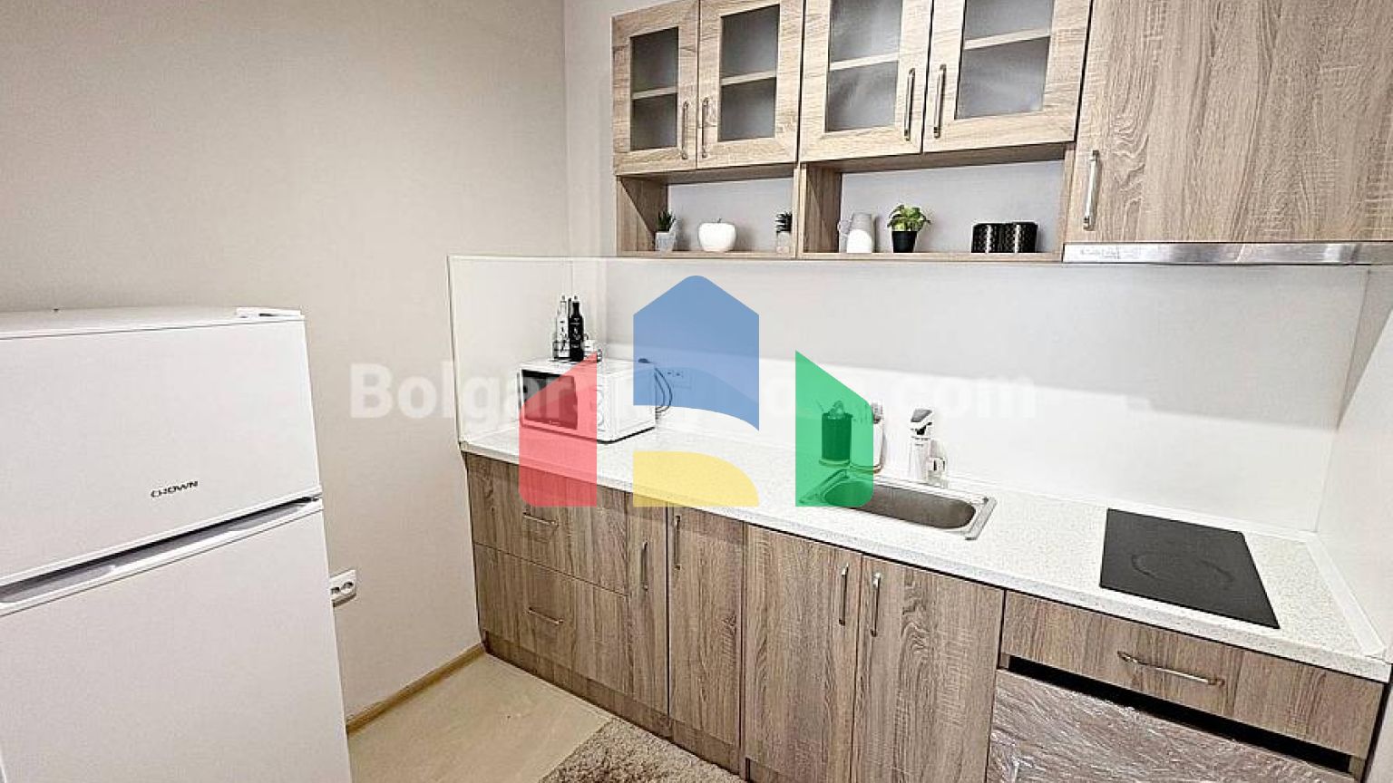 Двокімнатна квартира в Сан Флауер