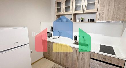 Двокімнатна квартира в Сан Флауер