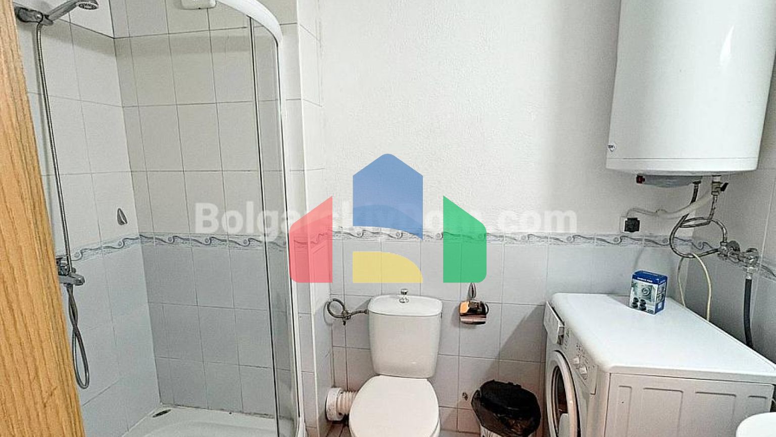 Двокімнатна квартира в Сан Флауер