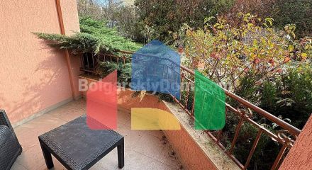 Двокімнатна квартира в Сан Флауер