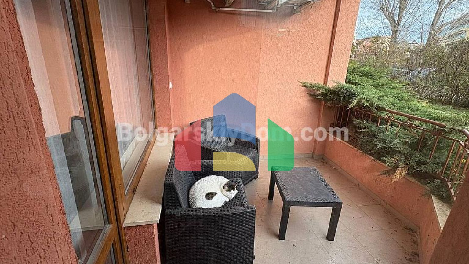 Двокімнатна квартира в Сан Флауер