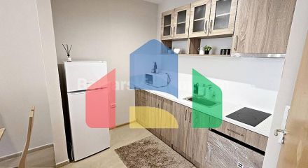 Двокімнатна квартира в Сан Флауер