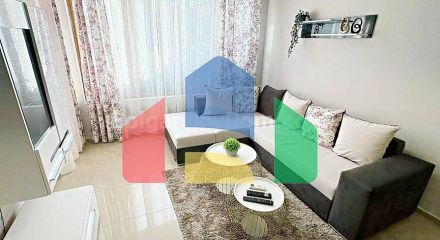 Двокімнатна квартира в Сан Флауер