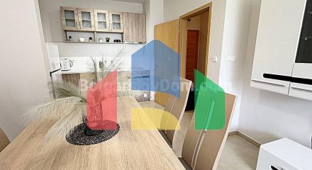 Двокімнатна квартира в Сан Флауер