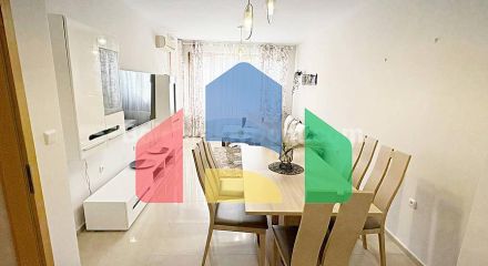 Двокімнатна квартира в Сан Флауер