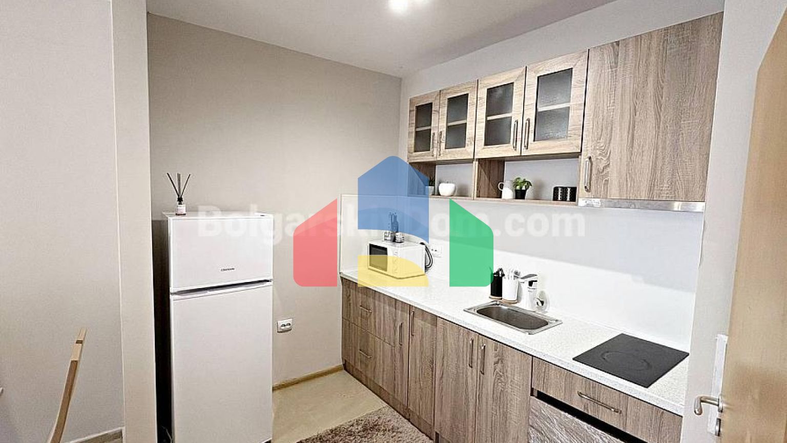 Двокімнатна квартира в Сан Флауер