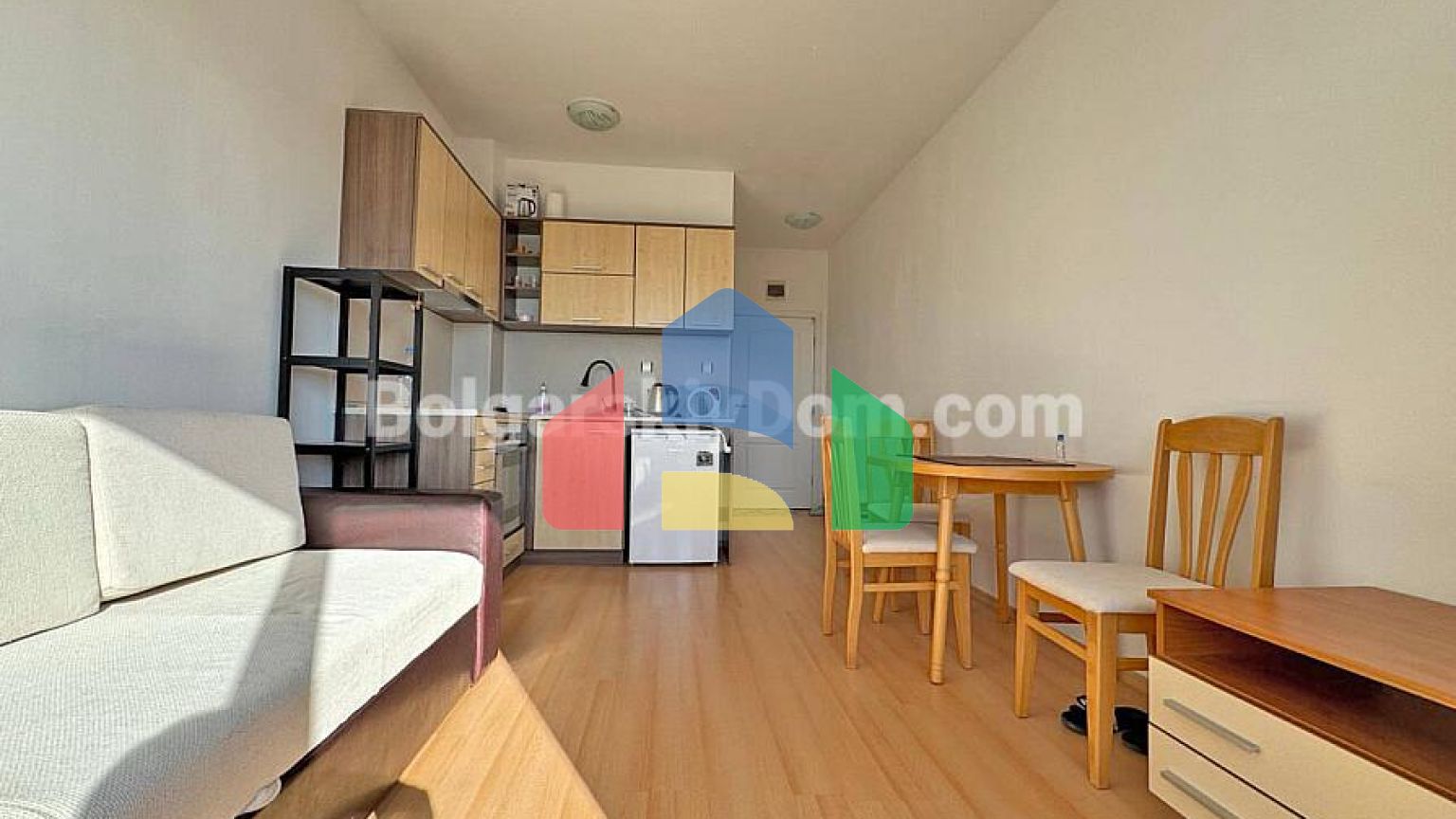 Квартира-студія в Санні Дей 5