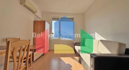 Квартира-студія в Санні Дей 5