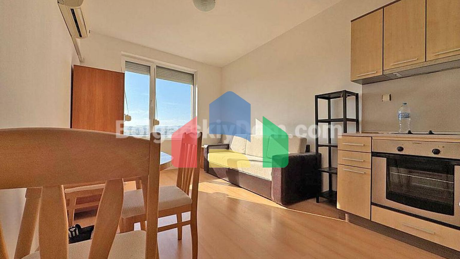 Квартира-студія в Санні Дей 5