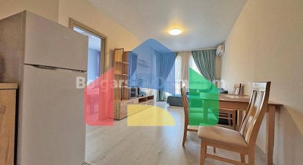 Двокімнатна квартира в Санні Дей 6