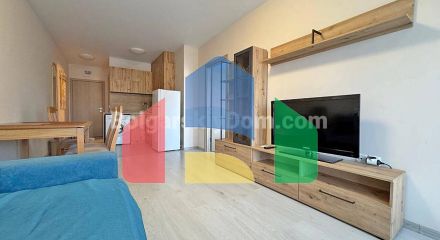 Двокімнатна квартира в Санні Дей 6