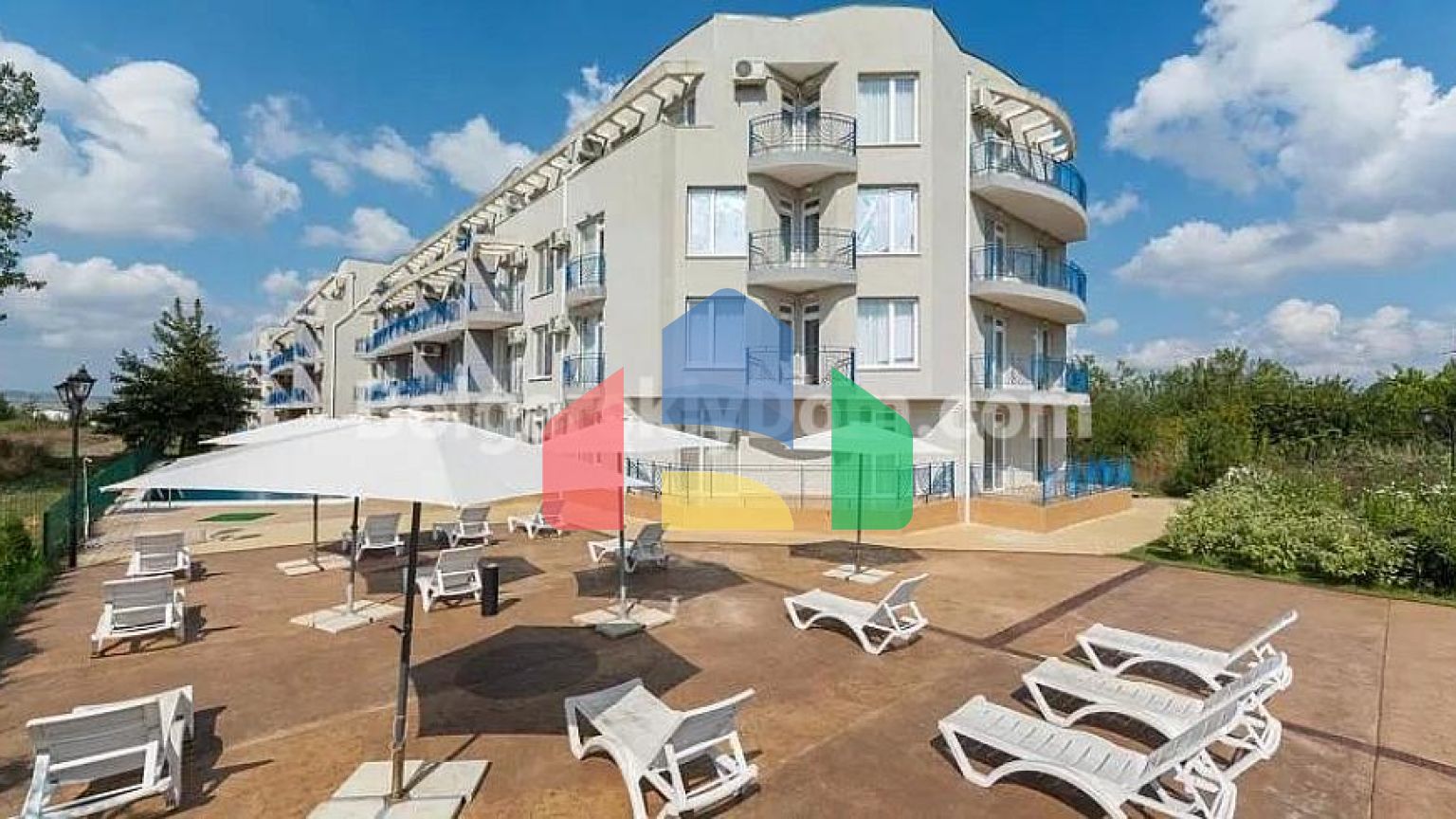 Квартира-студія в Санні Дей 4