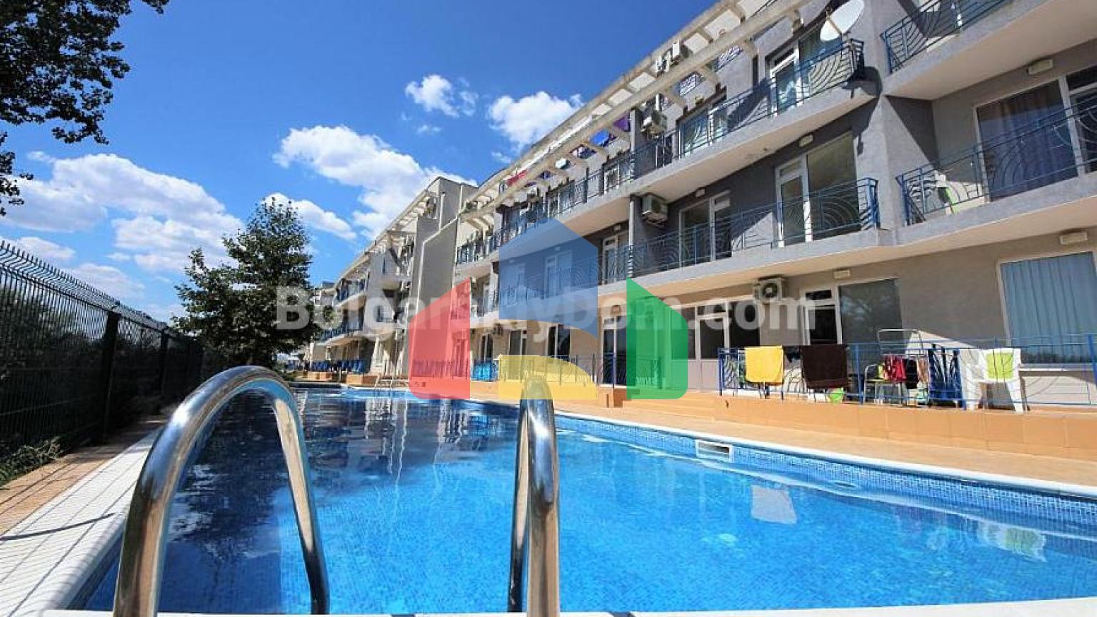 Квартира-студія в Санні Дей 4