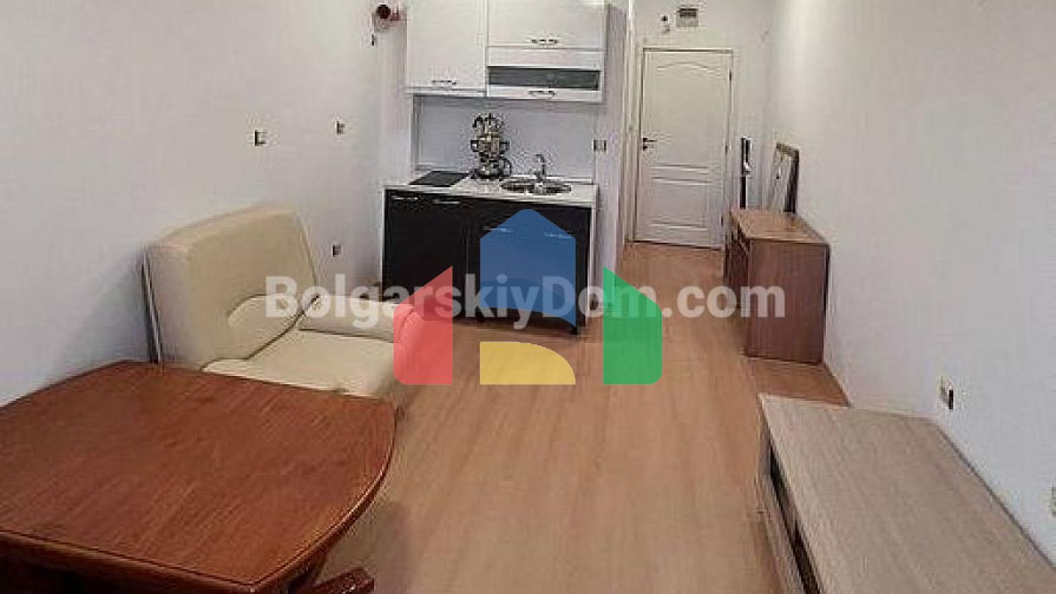 Квартира-студія в Санні Дей 4