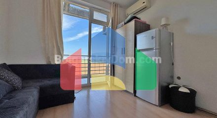 Квартира-студія в Санні Дей 5