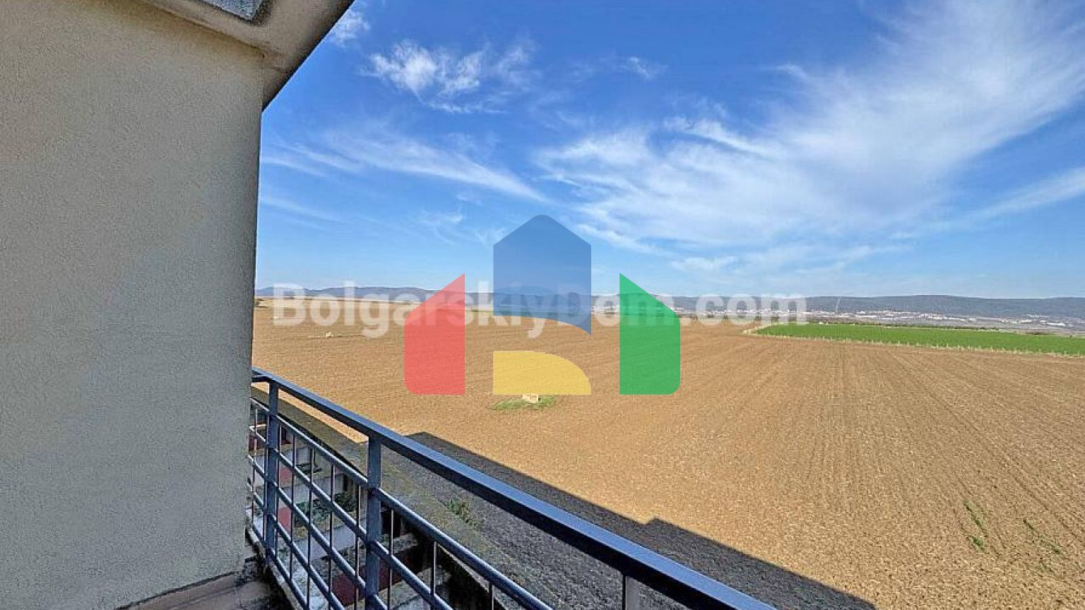 Квартира-студія в Санні Дей 5