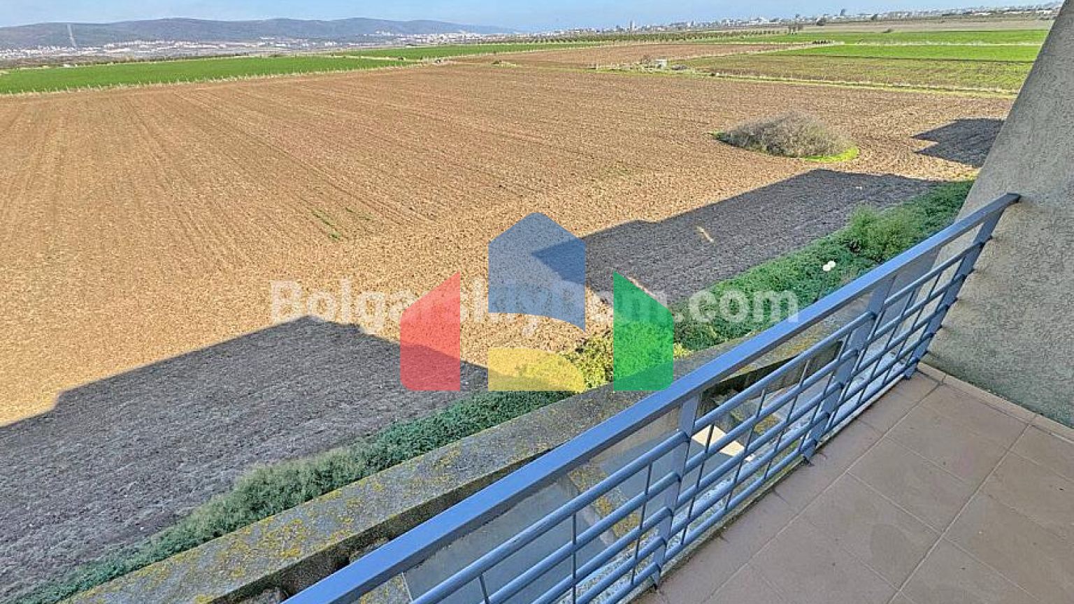 Квартира-студія в Санні Дей 5