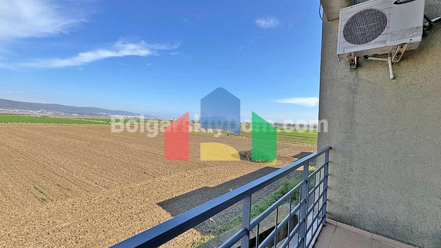 Квартира-студія в Санні Дей 5