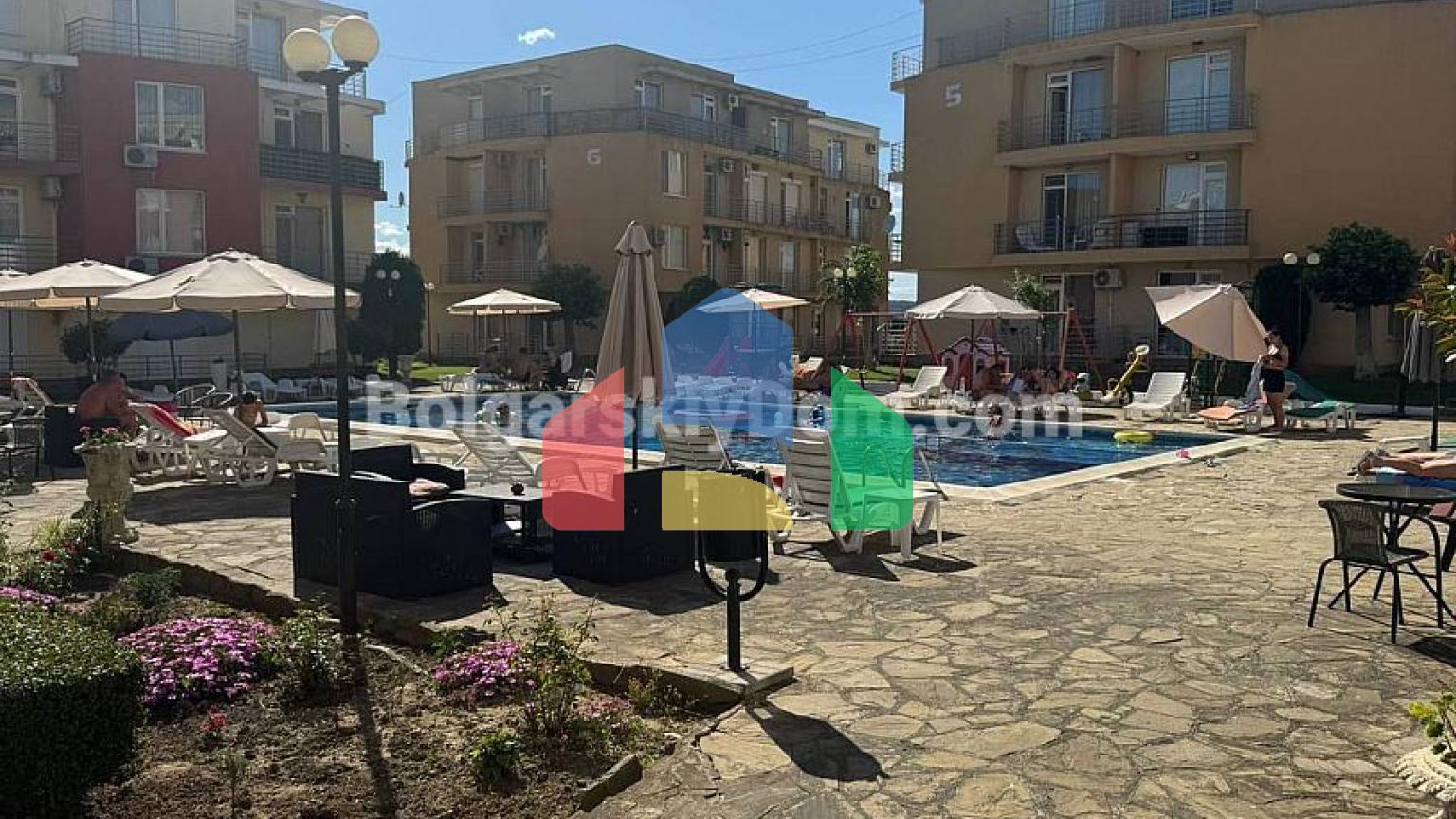 Квартира-студія в Санні Дей 5