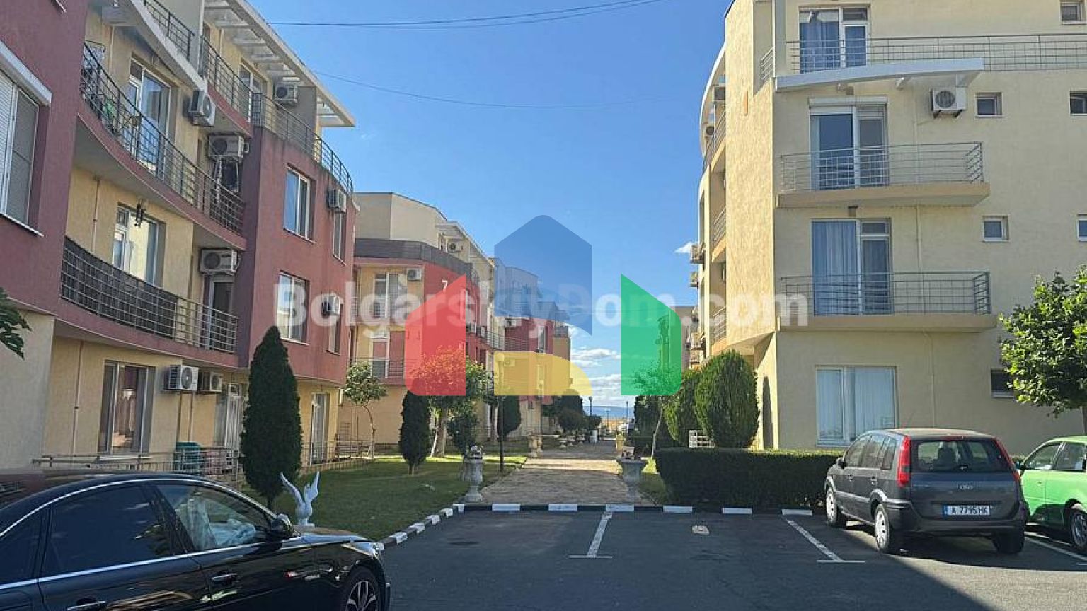 Квартира-студія в Санні Дей 5