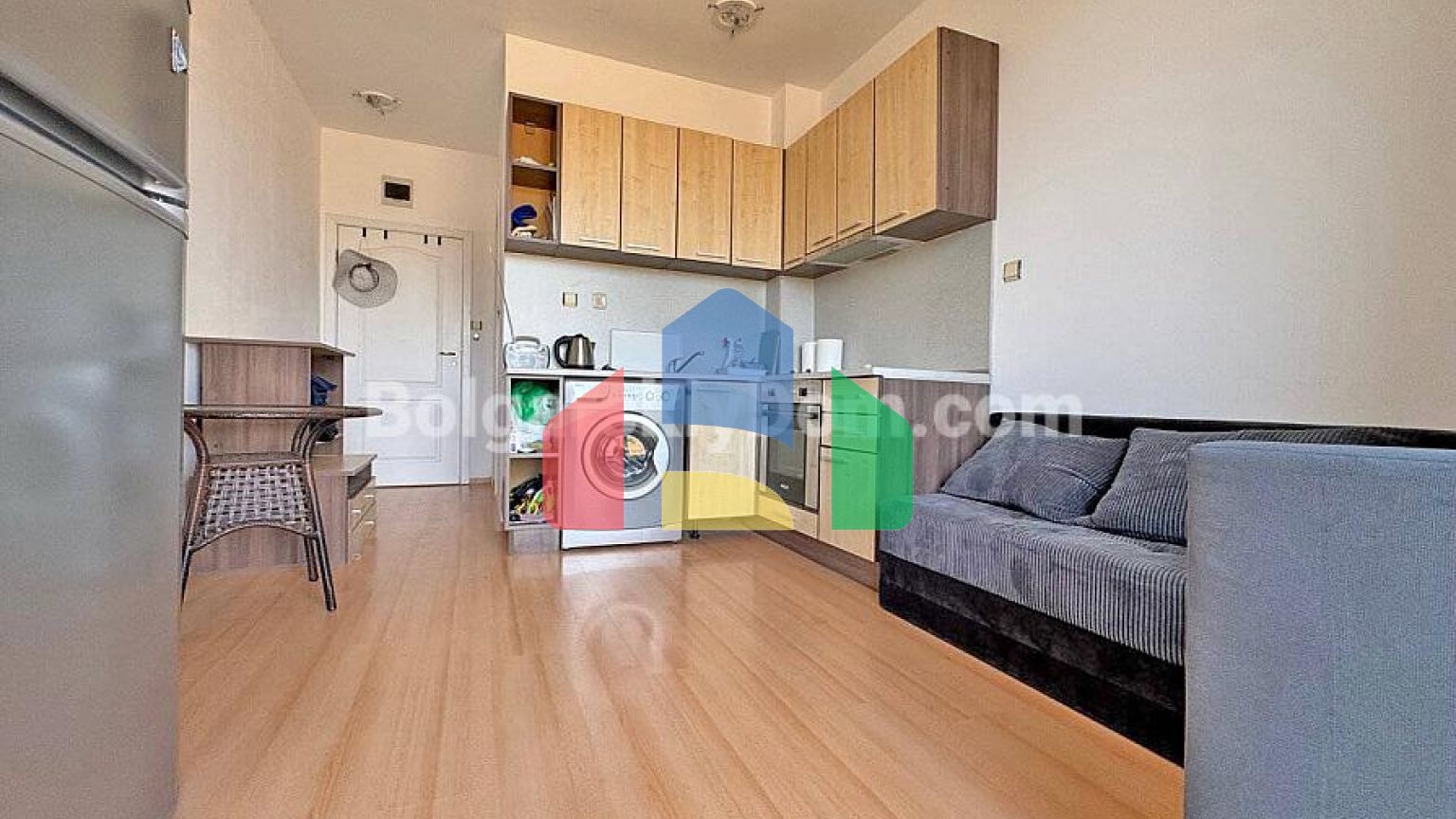 Квартира-студія в Санні Дей 5