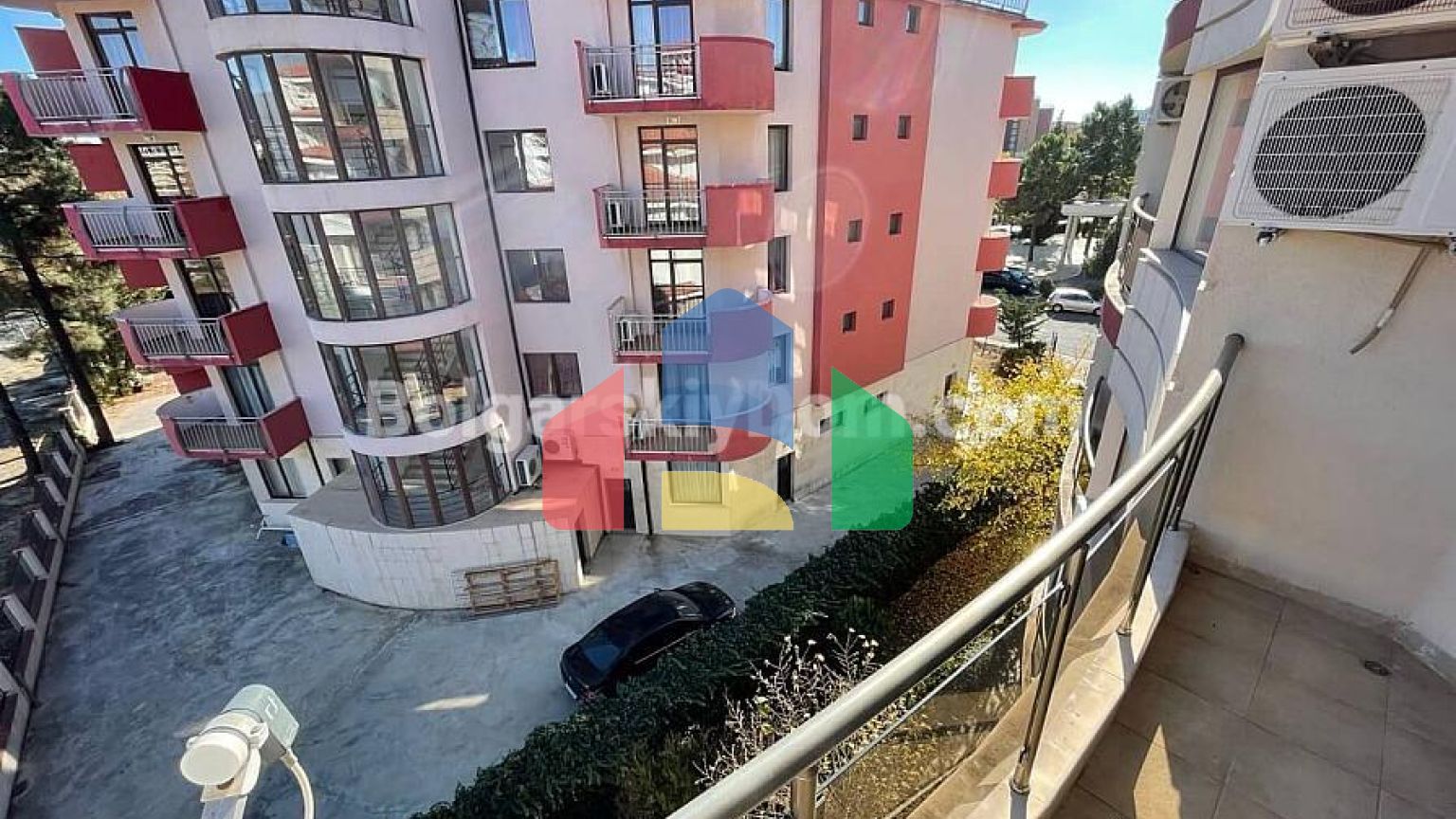 Трикімнатна квартира в Святий Валентин