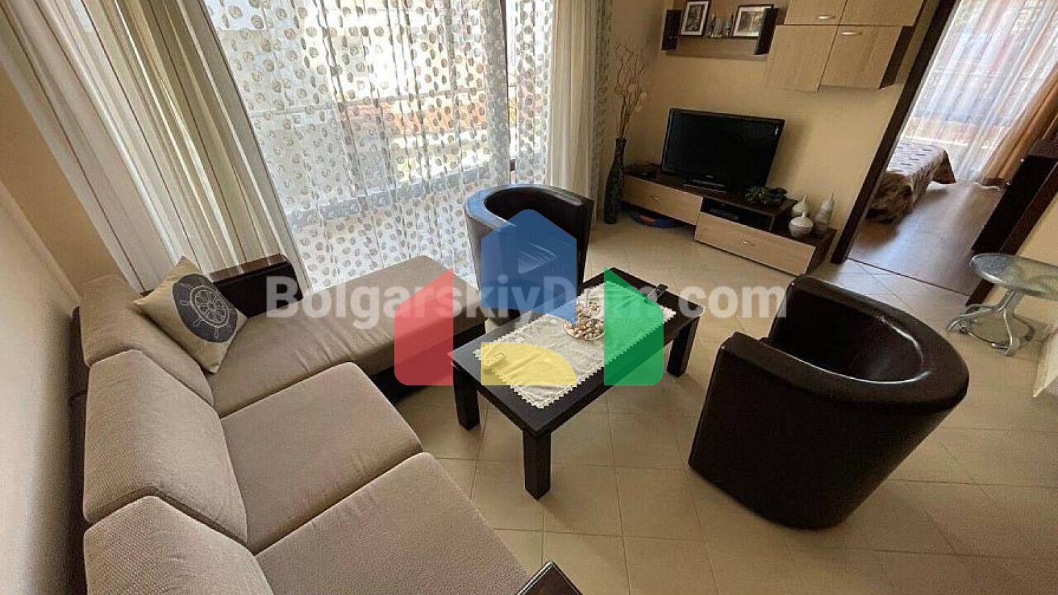 Трикімнатна квартира в Святий Валентин