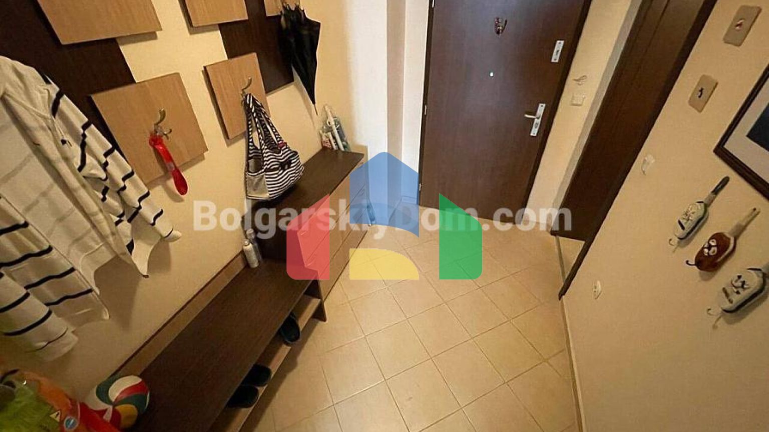 Трикімнатна квартира в Святий Валентин