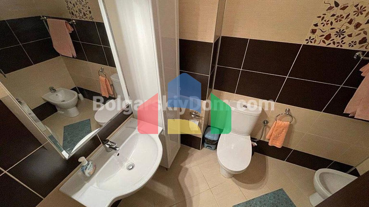 Трикімнатна квартира в Святий Валентин