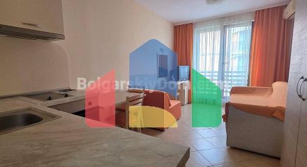 Квартира-студія в Роял Сан