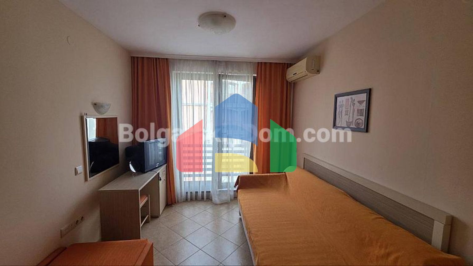 Квартира-студія в Роял Сан