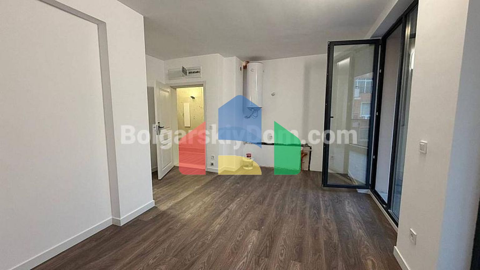 Трикімнатна квартира в Санні В'ю Централ