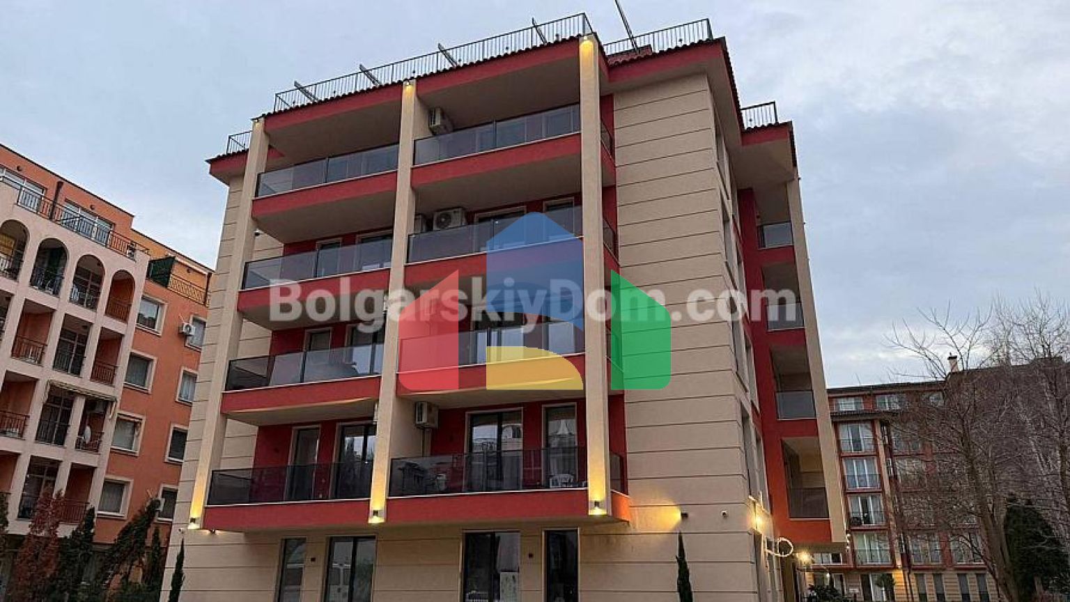 Трикімнатна квартира в Санні В'ю Централ