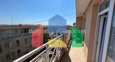 Двокімнатна квартира в Санні Дей 6