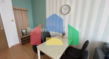 Двокімнатна квартира в Санні Дей 6