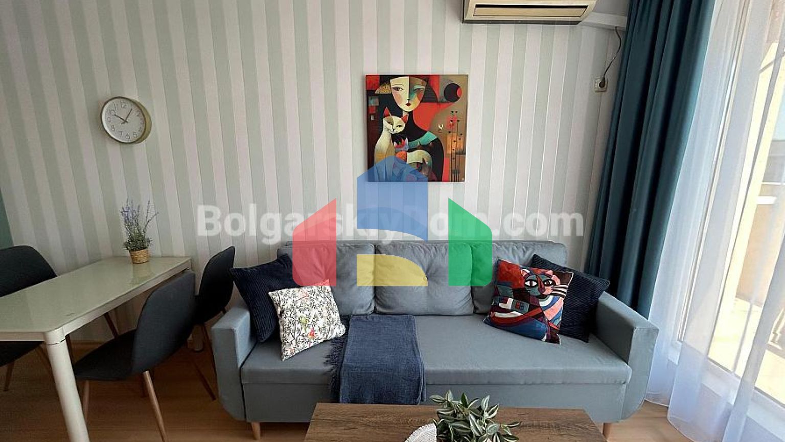 Двокімнатна квартира в Санні Дей 6