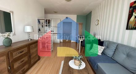 Двокімнатна квартира в Санні Дей 6