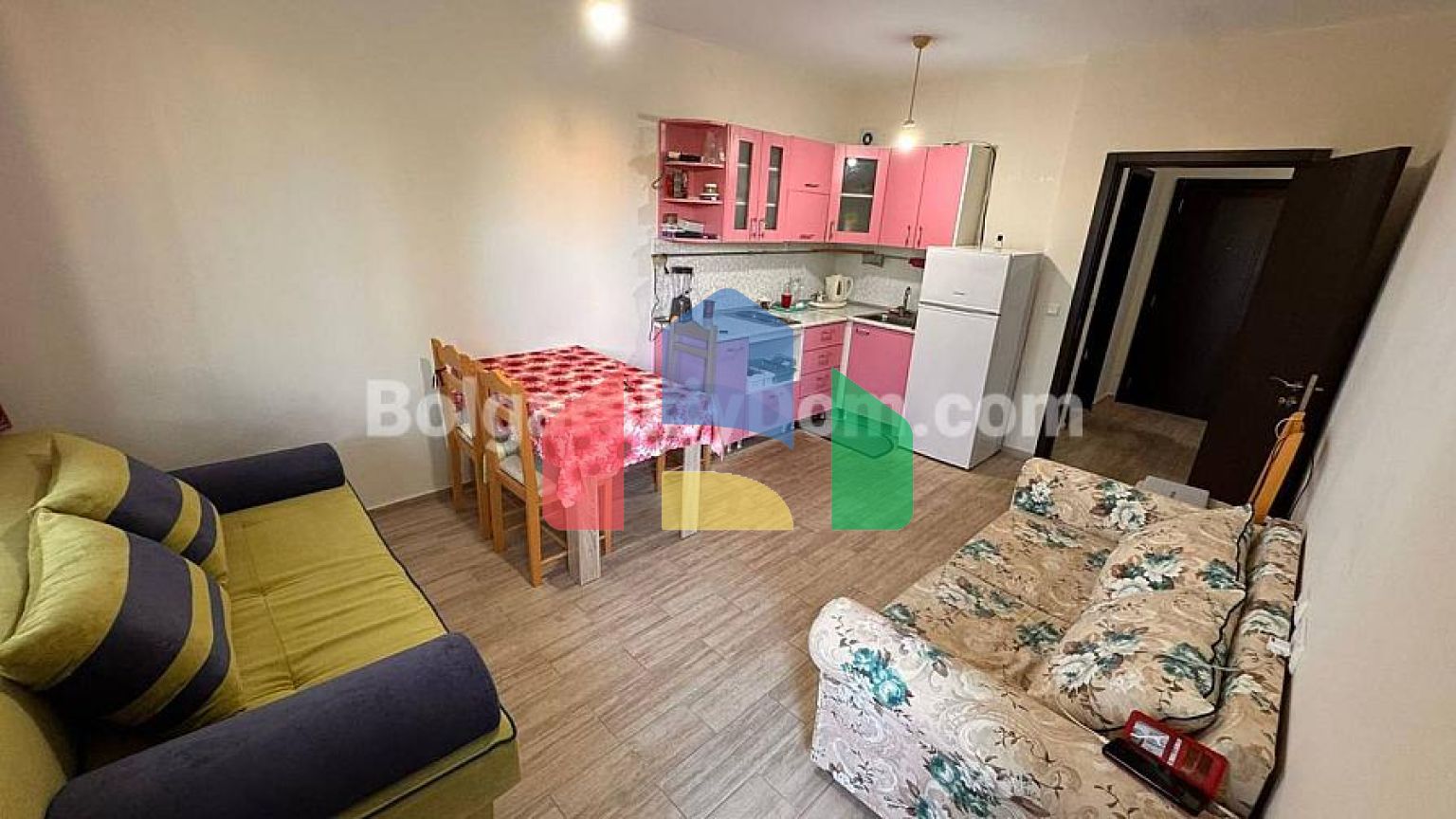 Трикімнатна квартира в Каскадас