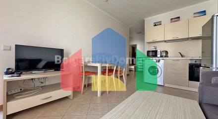 Двокімнатна квартира в Роял Сан