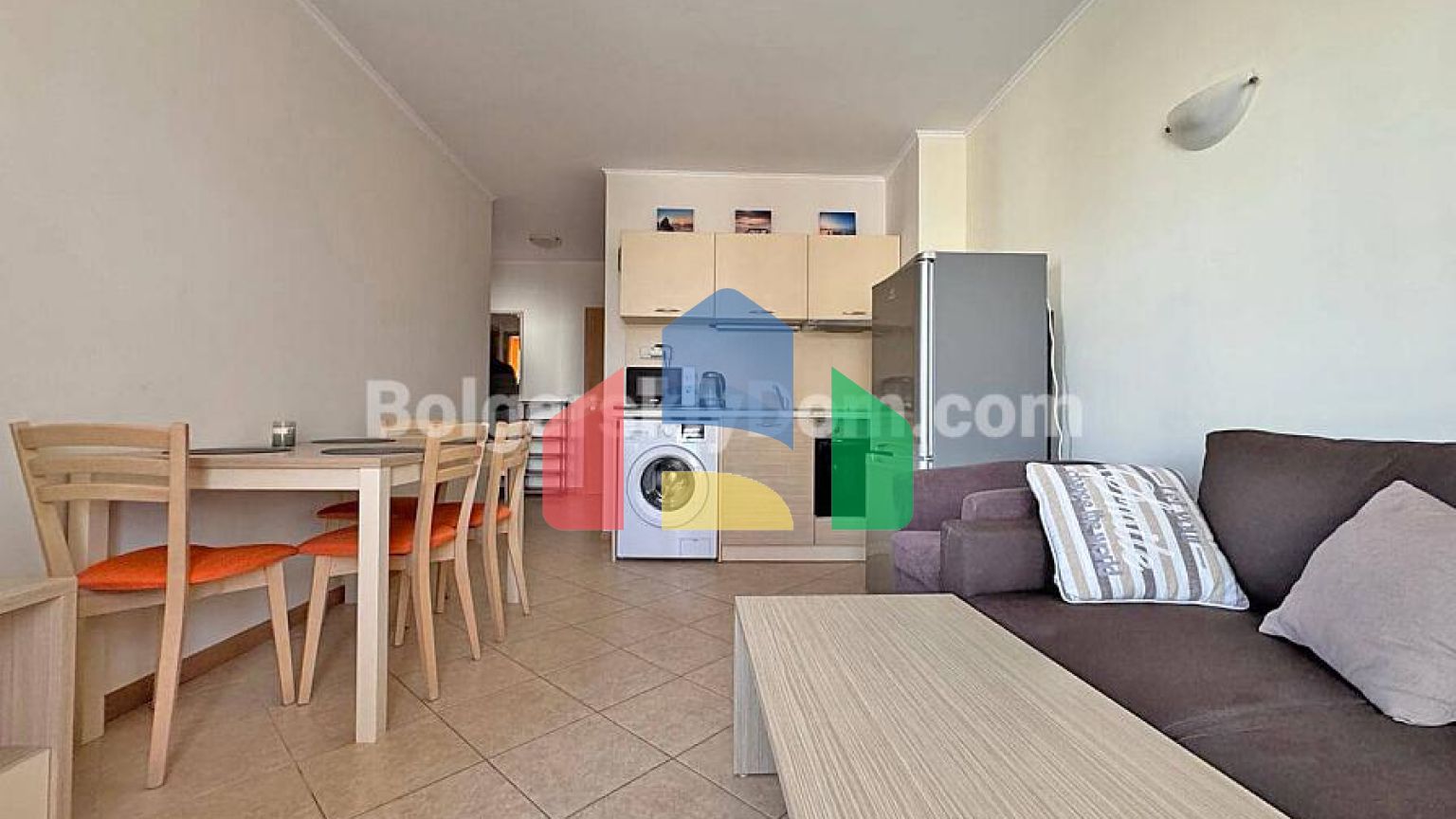 Двокімнатна квартира в Роял Сан