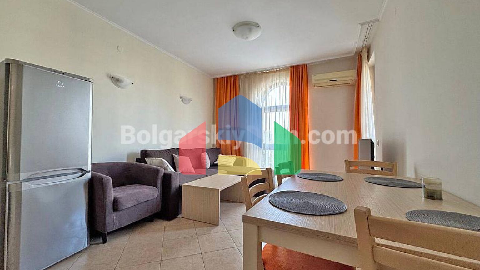 Двокімнатна квартира в Роял Сан