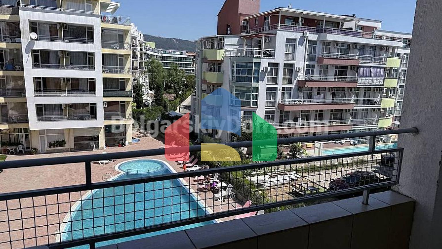 Квартира-студія в Сансет Біч 2