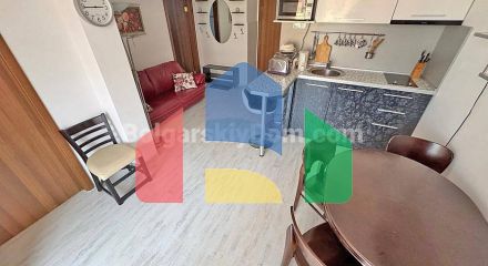 Трикімнатна квартира в Санні Дей 6