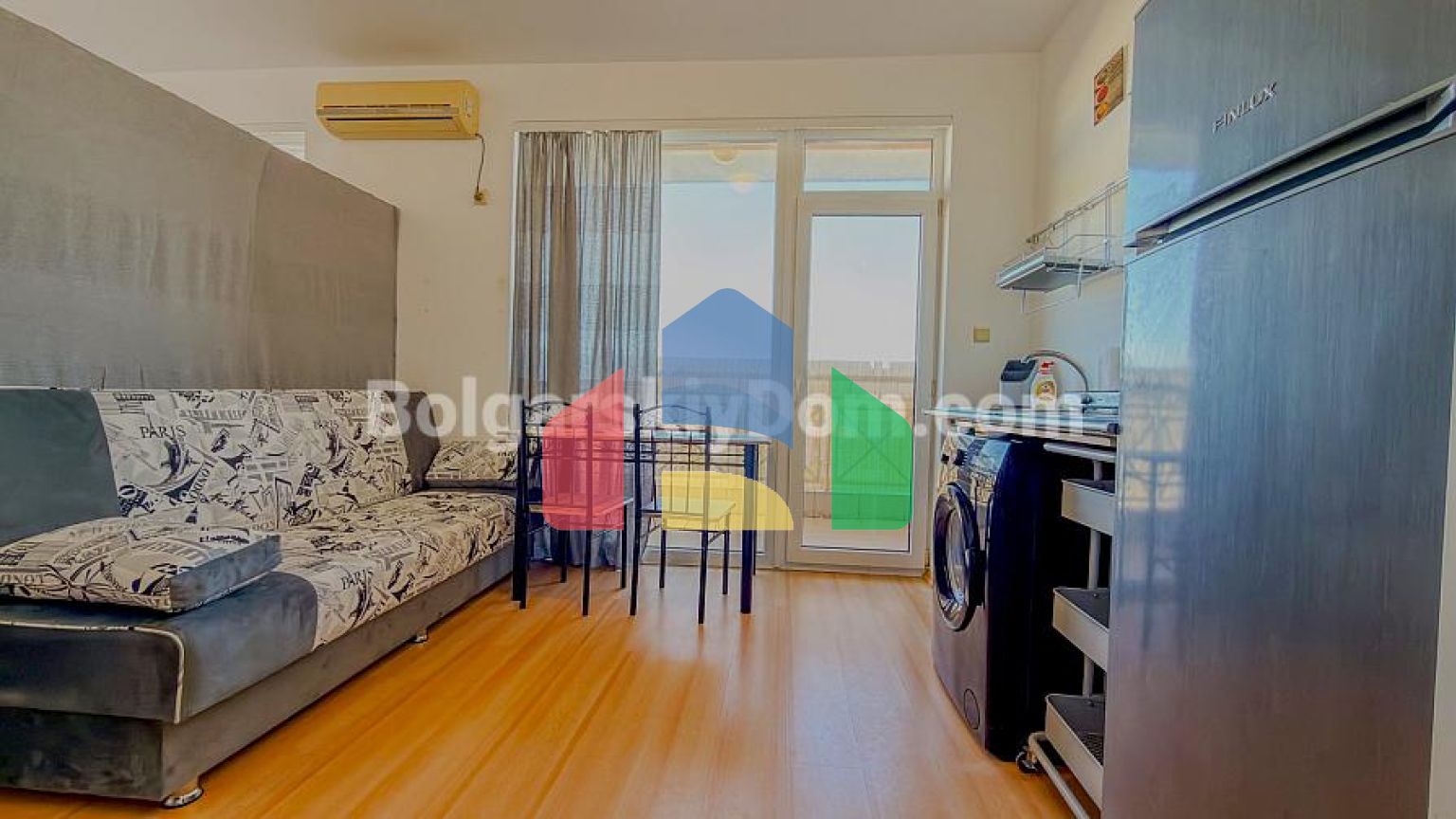 Квартира-студія в Санні Дей 6