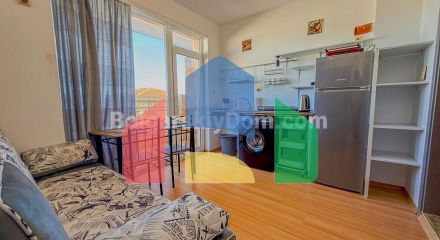 Квартира-студія в Санні Дей 6