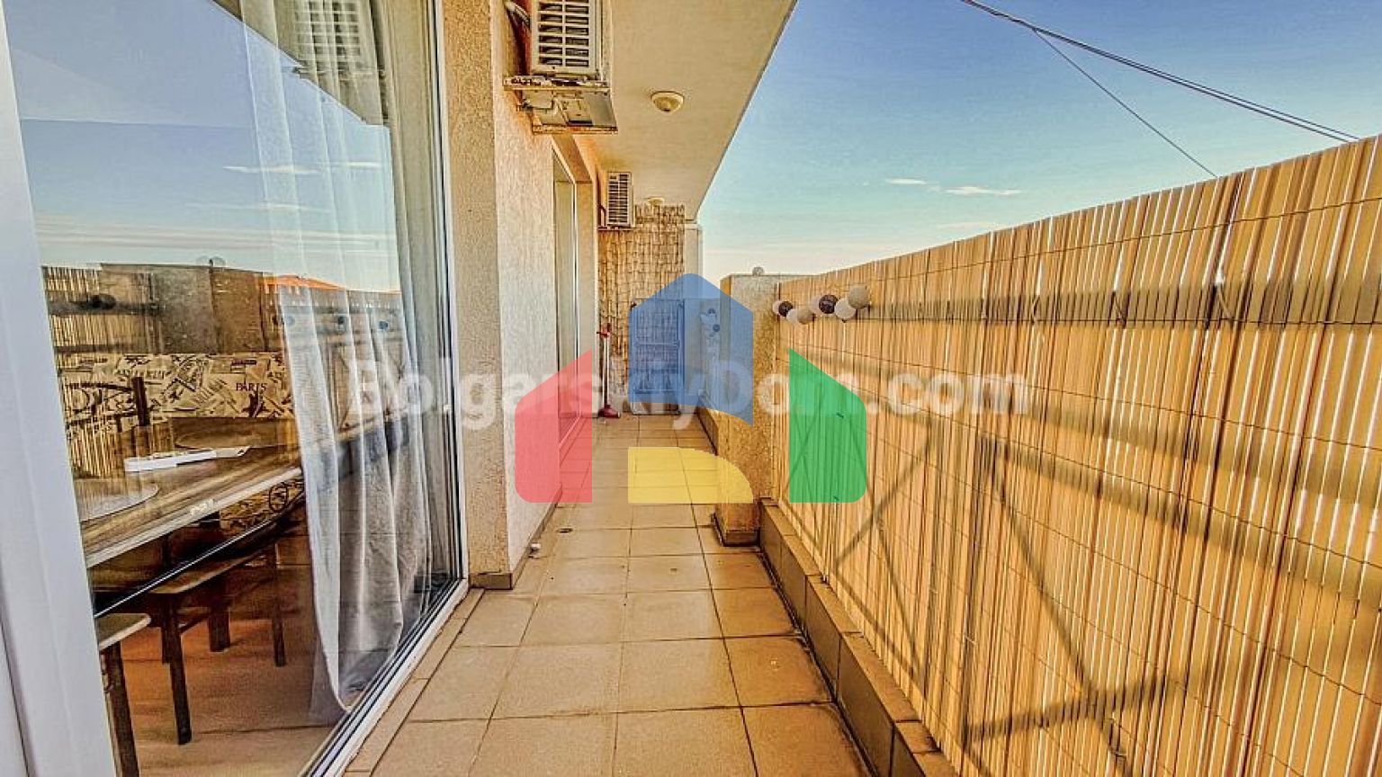 Квартира-студія в Санні Дей 6