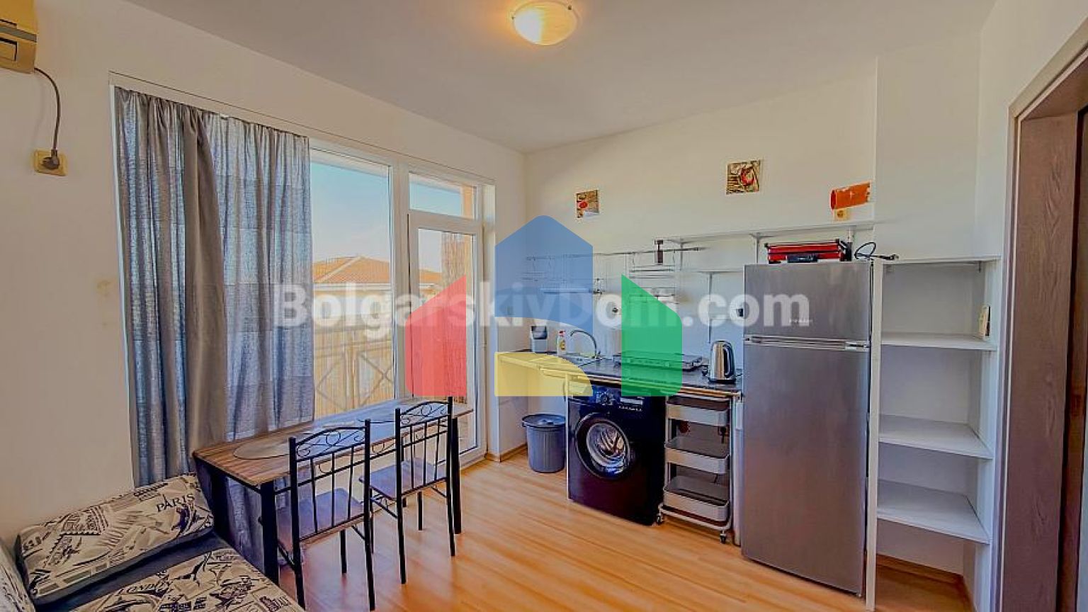 Квартира-студія в Санні Дей 6