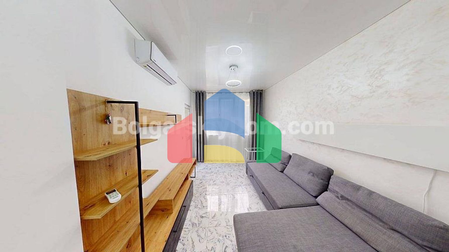 Трикімнатна квартира в Соле Мар